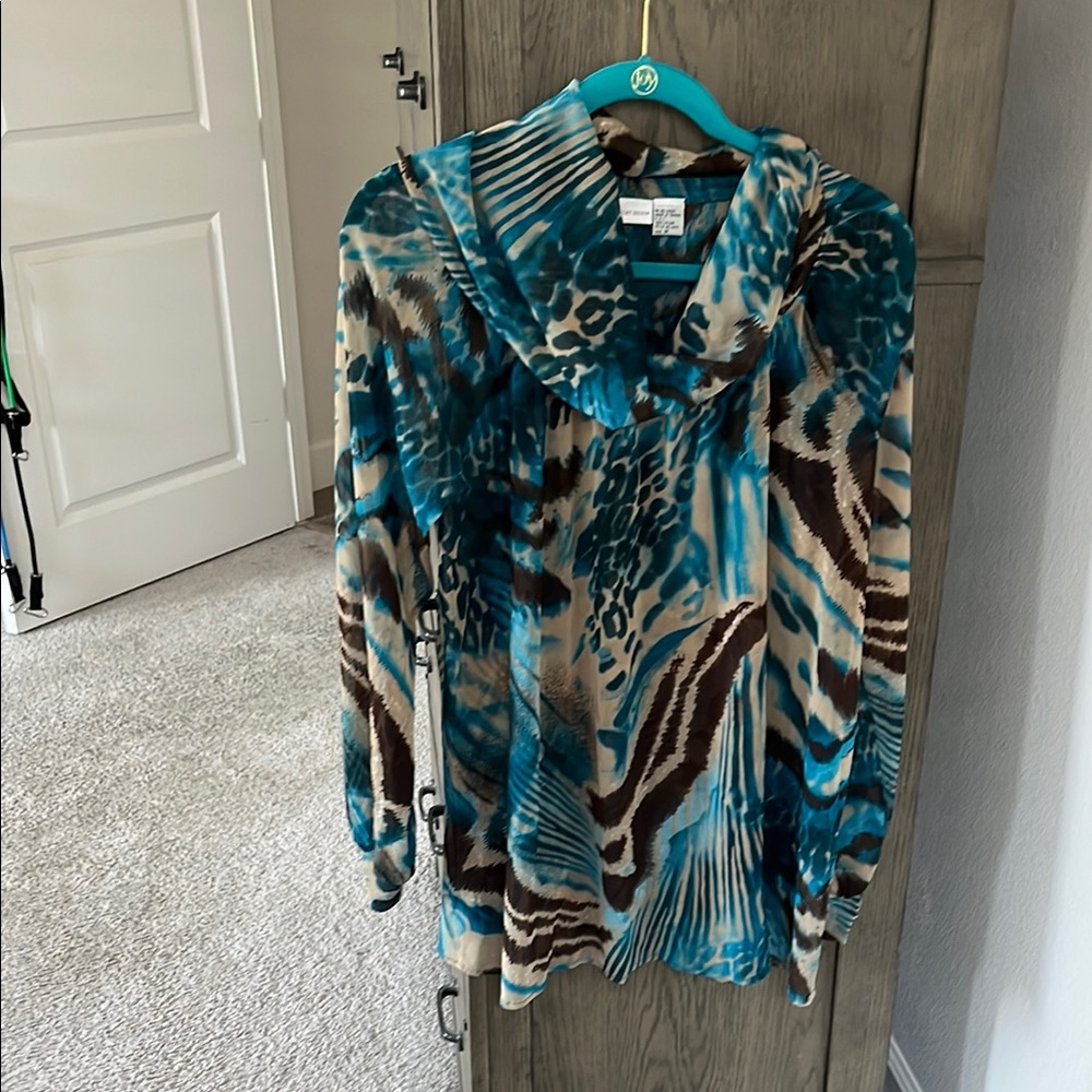 Newport News Blue and Brown Tunic Top